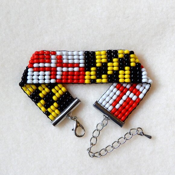 Maryland state flag bead bracelet, handmade, adjustable length - Picture 1 of 7